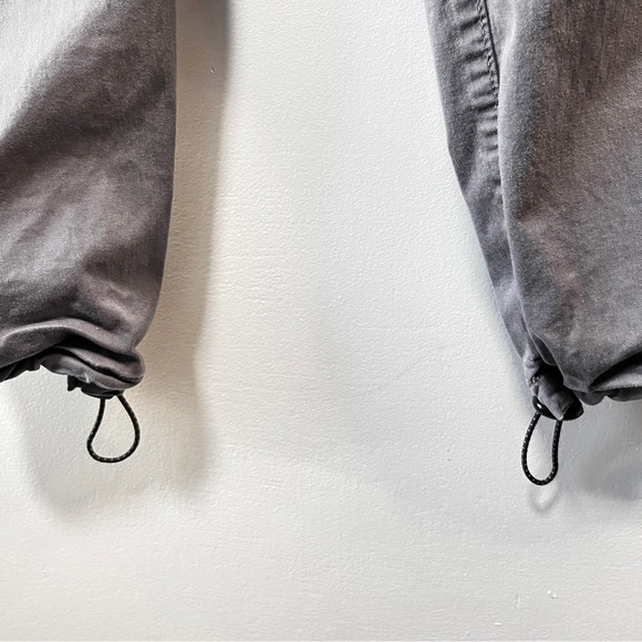 Denim Co. Men's Gray Cargo Joggers Size Small - Picture 9 of 13